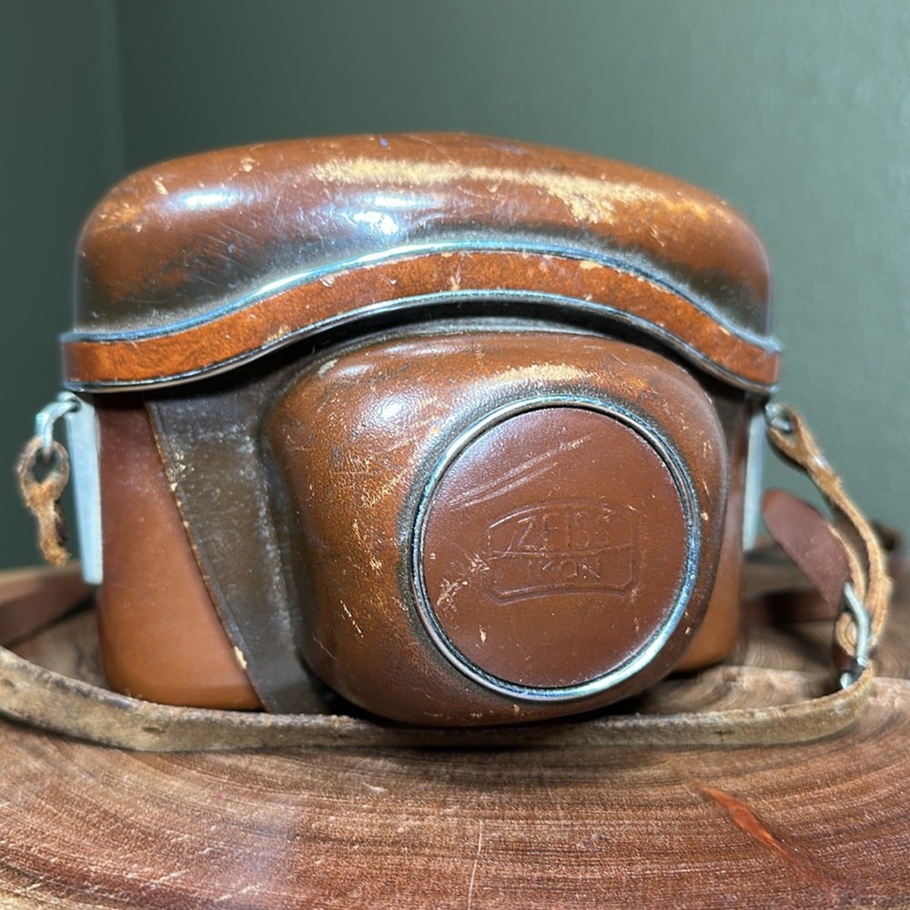 ZEISS IKON Contaflex Super with Case - Needs CLA - Picture 13 of 16